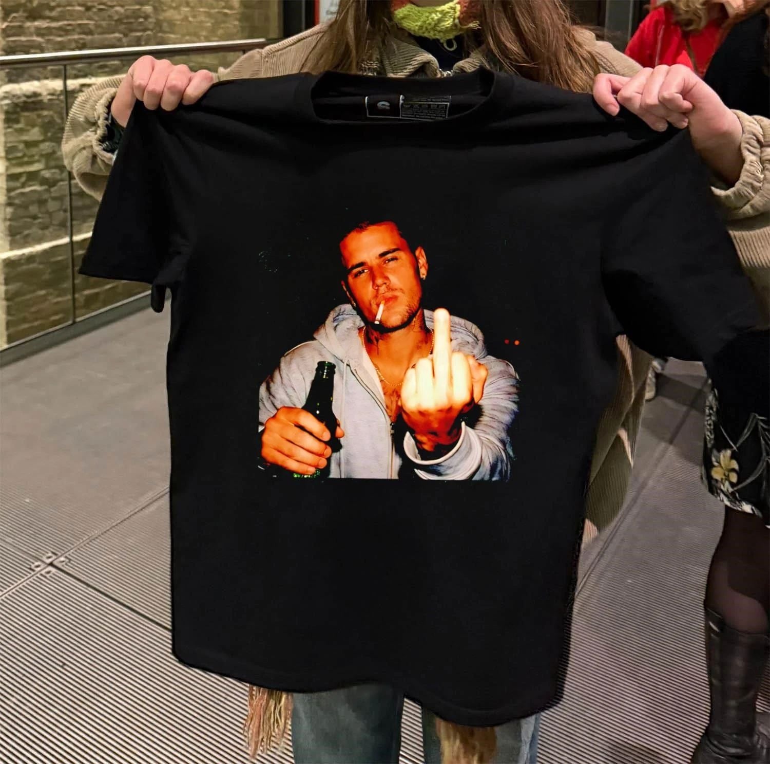 Justin Bieber Retro Style Singer Fuck hand shirt