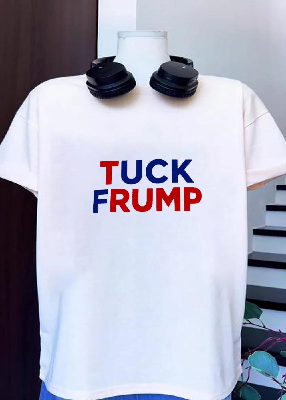 Tuck Frump T-Shirt