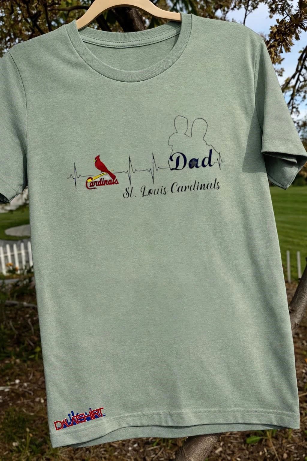 St. Louis Cardinals This Is What An Awesome Dad Looks Like shirt