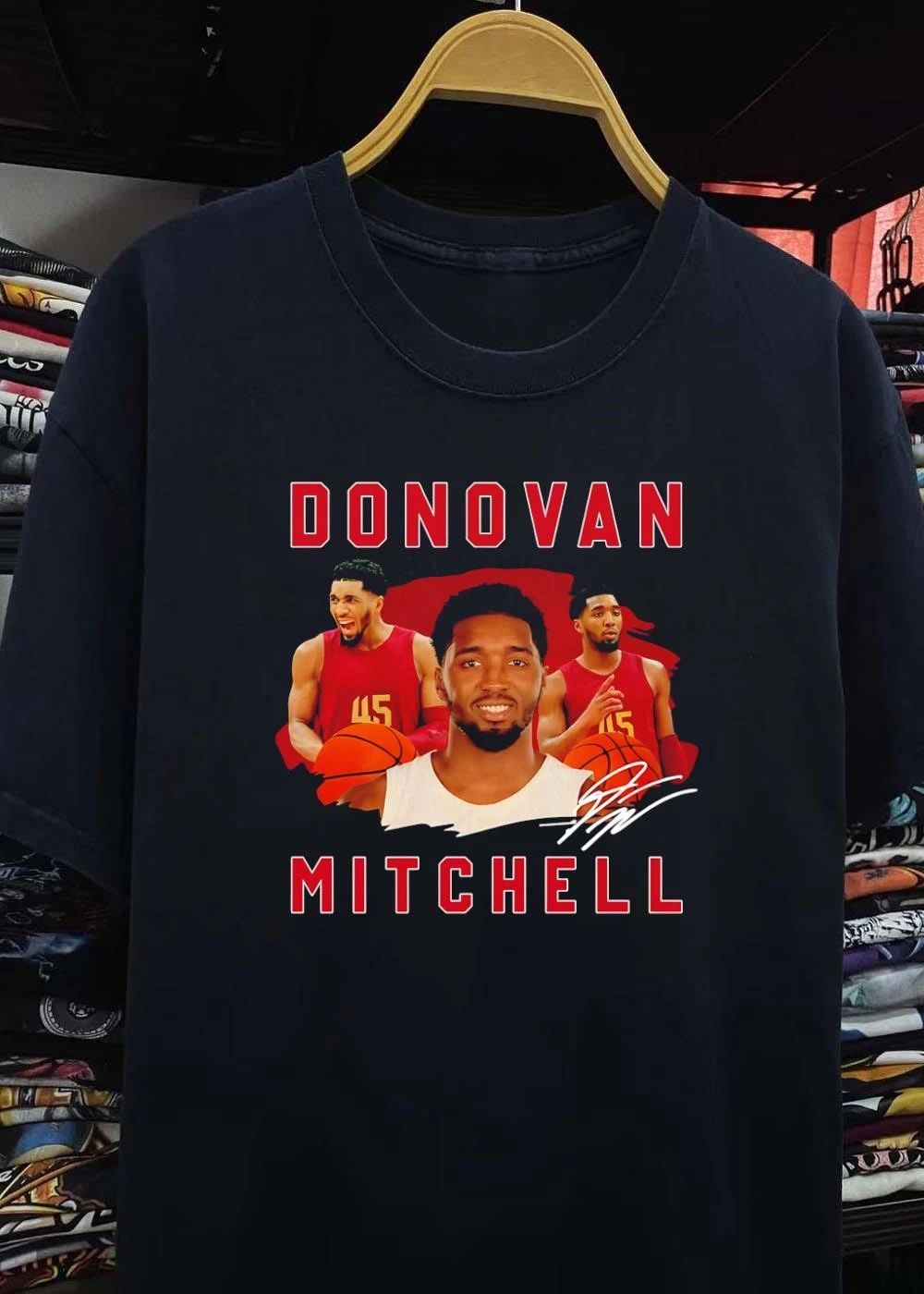 Donovan Mitchell Cleveland 45 Basketball Signature shirt